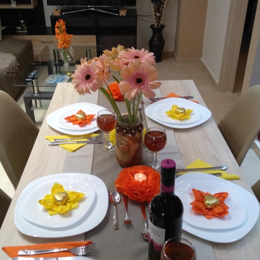 罗希姆诺Elena'S House公寓 外观 照片